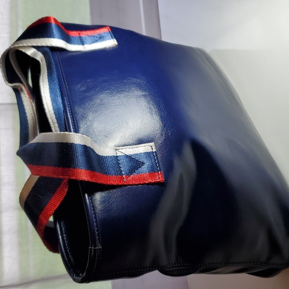 Nautica Tote - Picture 3 of 4